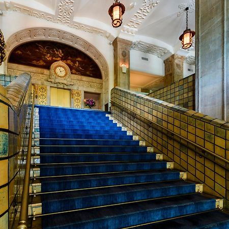 Hotel New Grand Γιοκοχάμα Εξωτερικό φωτογραφία The staircase